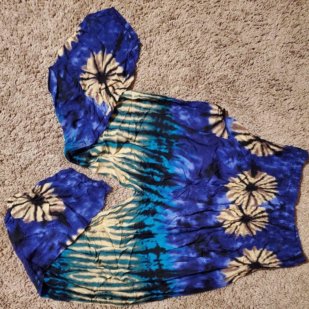 Flowery Capri pants